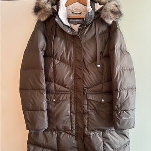 Eddie Bauer Lodge Cascadian Down hooded parka